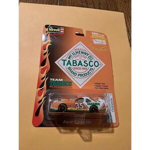 Vintage 1998 Revell 1:64 Todd Bodine #35 Tabasco NASCAR Diecast Race Car NIB